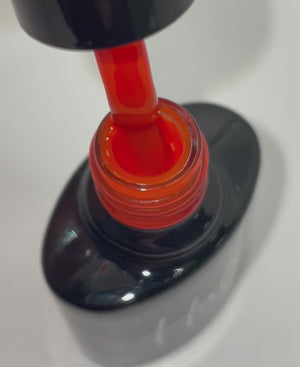 
            
                Videó betöltése és lejátszása a Galériamegjelenítőben, Product video of Pure Nails&amp;#39; Halo gel polish in shade &amp;#39;Burnt Orange&amp;#39;
            
        