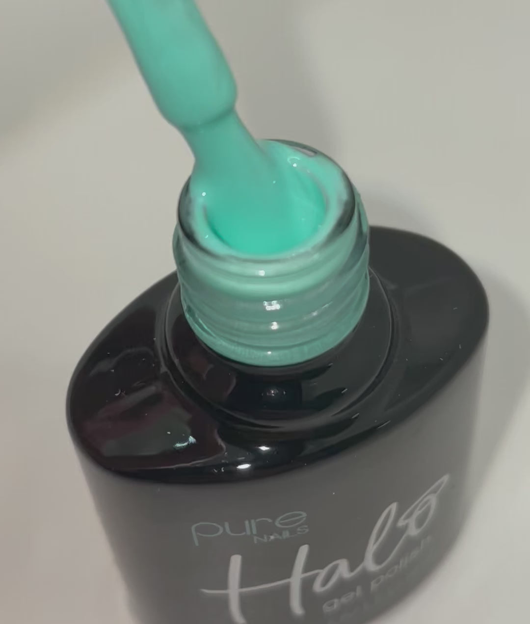 Product video of Pure Nails' Halo gel polish in shade 'Mint' 