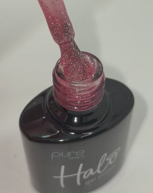 
            
                Videó betöltése és lejátszása a Galériamegjelenítőben, Product video of Pure Nails&amp;#39; Halo gel nail polish in shade &amp;#39;Rose Gold Sparkle&amp;#39;
            
        