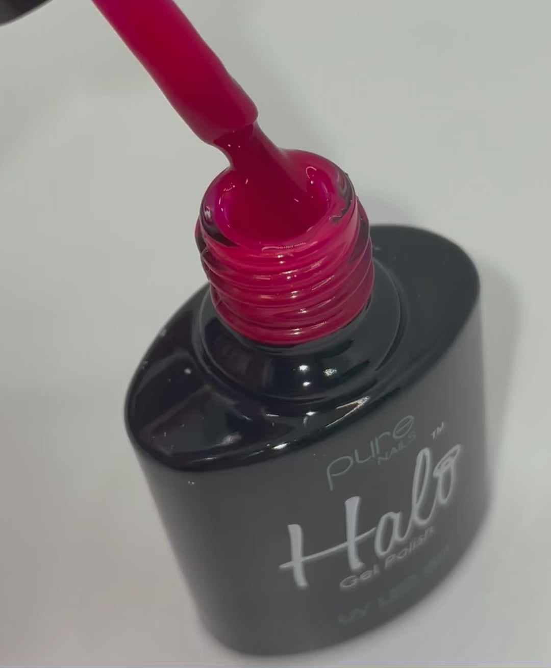 Product video showing the Halo gel polish shade 'Raspberry'